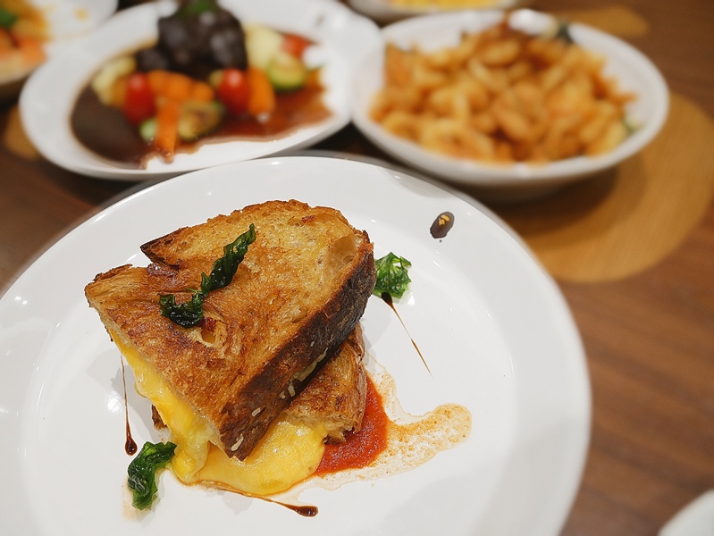 2020-11-25-01-21-44-319